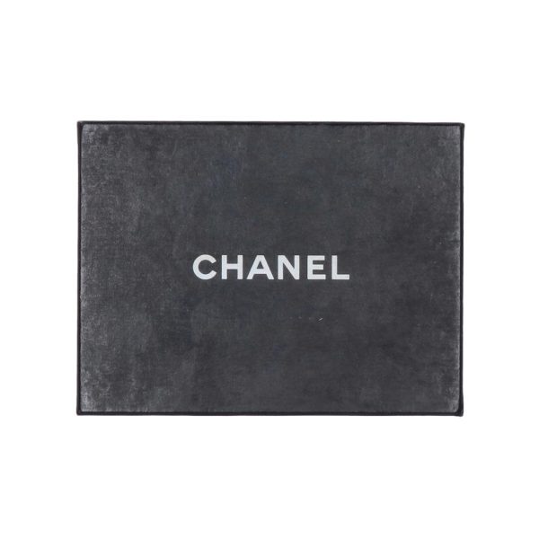 53082 7 Chanel Turnlock Chain Smartphone Case Black