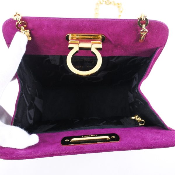 53140401 6 Salvatore Ferragamo Chain Shoulder Bag Gancini Suede Purple