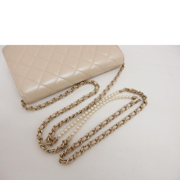 53246 5 Chanel Pearl Chain Wallet Metallic Pink