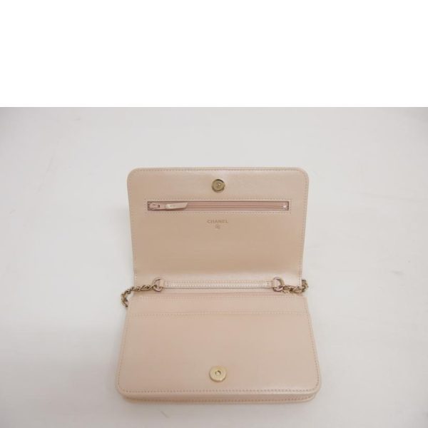 53246 6 Chanel Pearl Chain Wallet Metallic Pink