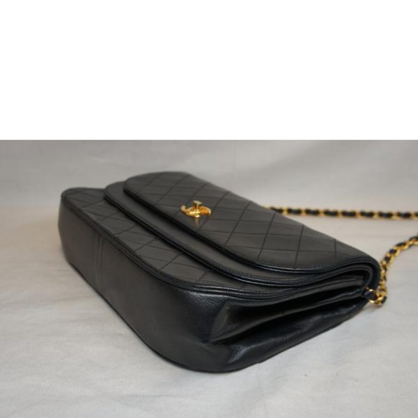 53426 3 Chanel Vintage Chain Shoulder Bag Lambskin