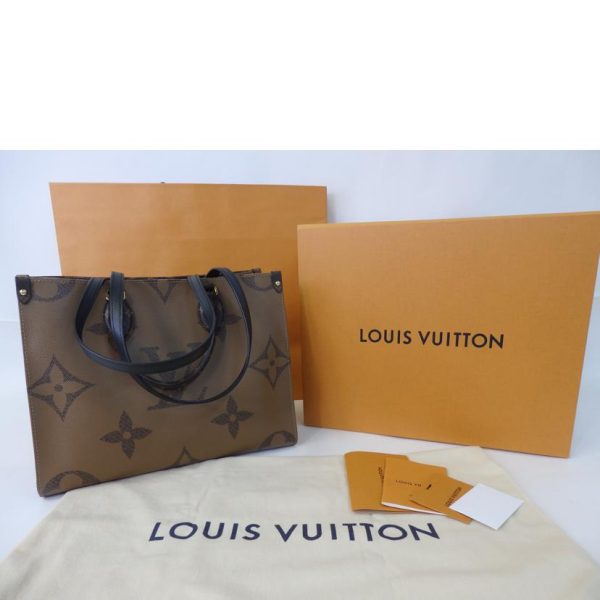 53685 1 Louis Vuitton On the Go MM Tote Bag Monogram Giant Reverse