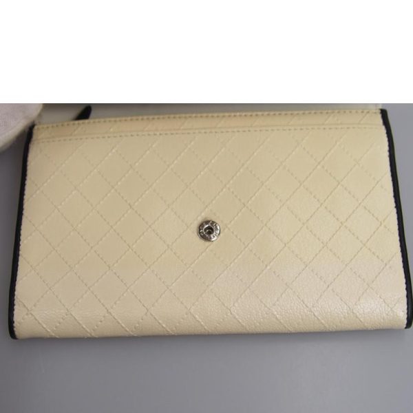 53906 6 CHANEL Diamond Stitch Goat Leather Compact Wallet