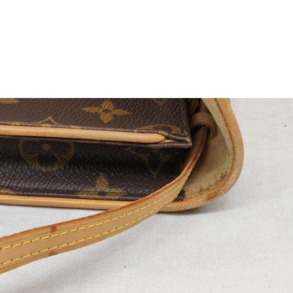 53907 7 Louis Vuitton Pochette Twin GM Monogram Clutch Bag Brown