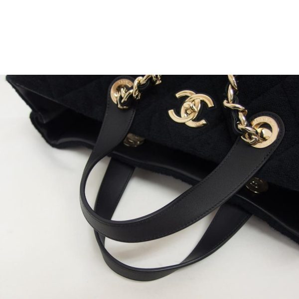 53945 4 Chanel Matelasse Pile Chain Bag Black