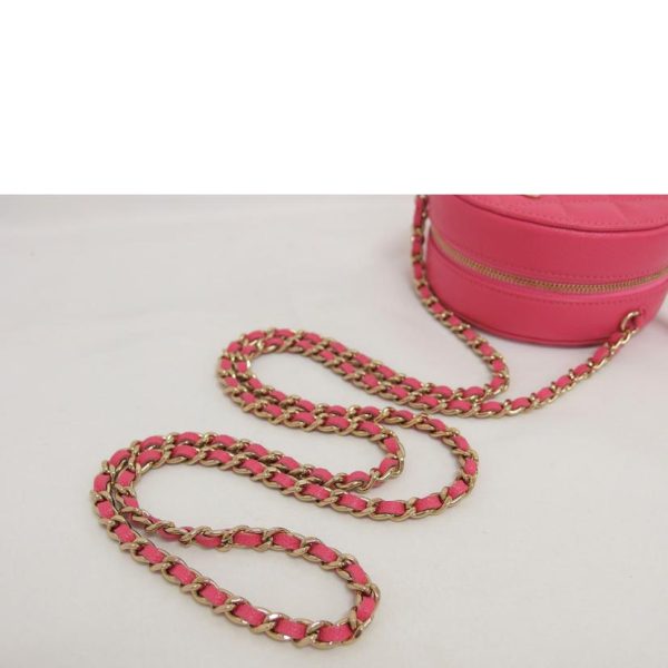 53952 4 Chanel Matelasse Caviar Chain Pouch Pink