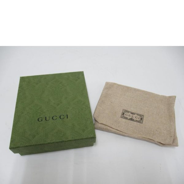 54218 6 Gucci Heart shaped Coin Case