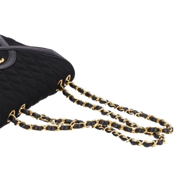 54553 4 Chanel Vintage W Chain Shoulder Bag Black