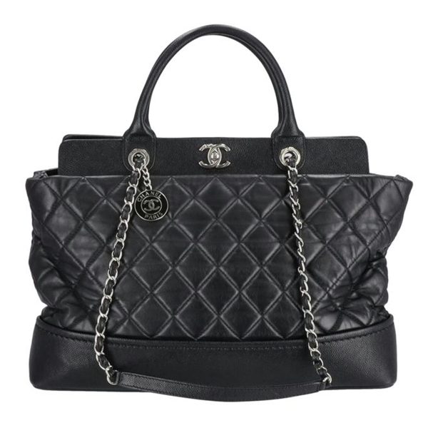 54645 1 Chanel 2WAY Handbag Caviar Black