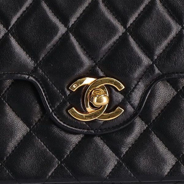 54713 9 Chanel W Flap Chain Shoulder Bag