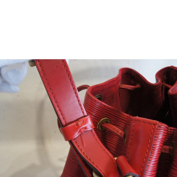 54956 7 Louis Vuitton Petinoet Epi Bag Red