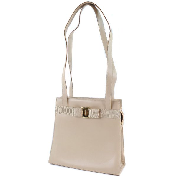 55140436 2 Salvatore Ferragamo Vala Shoulder Bag Calf Beige Shoulder Zipper Bag