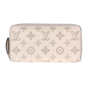 55536 1 Gucci Sherry Line GG Supreme Flat Messenger Bag Beige