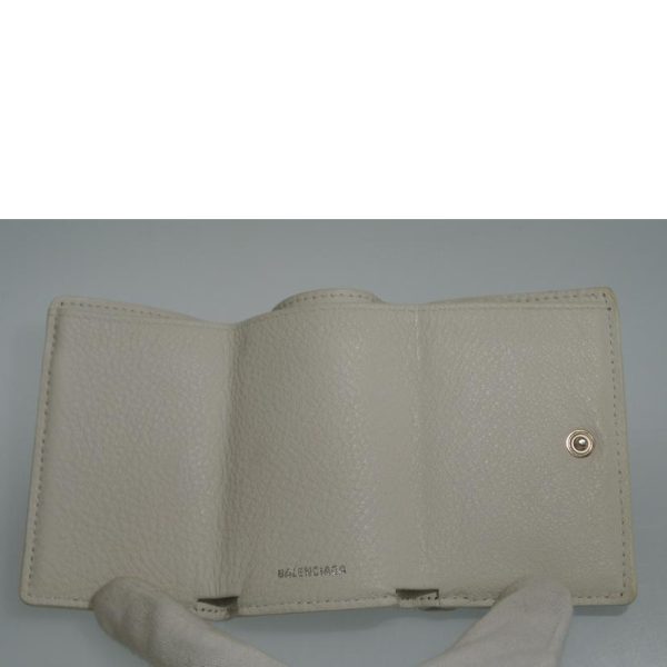 55757 4 Balenciaga Tri Fold Leather Solid Wallet White