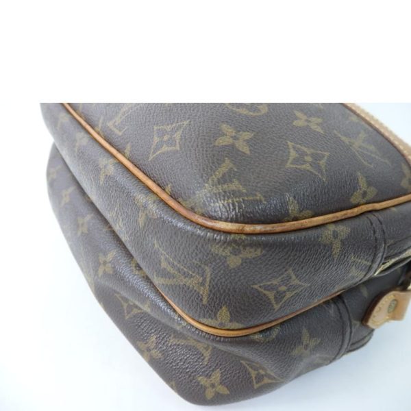 55888 9 Louis Vuitton Reporter PM Monogram Handbag Brown