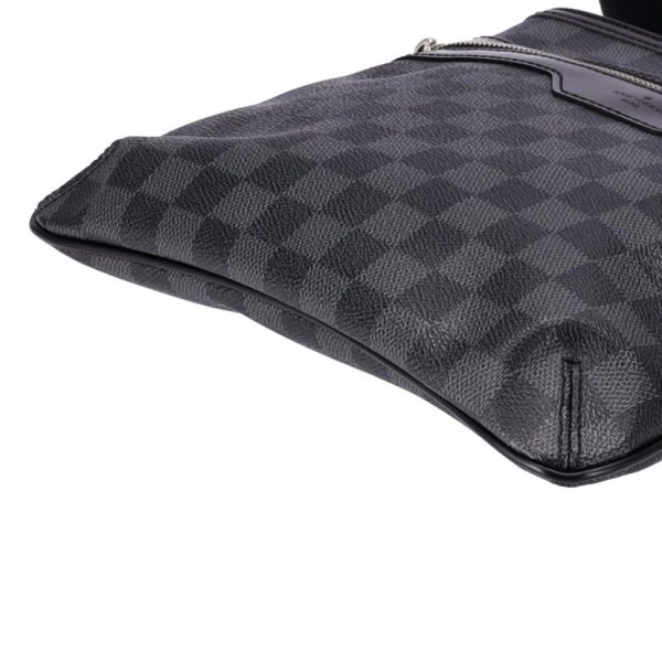 56298 3 Louis Vuitton Thomas Damier Bag Black