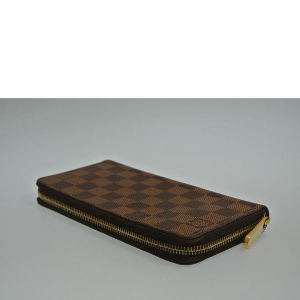 57249 3 Louis Vuitton Zippy Wallet Damier