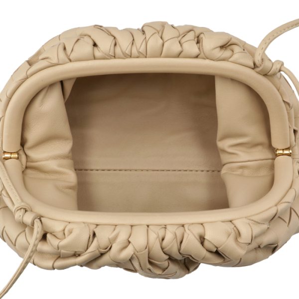 585852vcpp19776 5 Bottega Veneta Mini The Pouch Beige