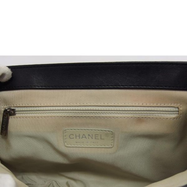 59916 6 Chanel Matelasse Chain Shoulder Bag Black