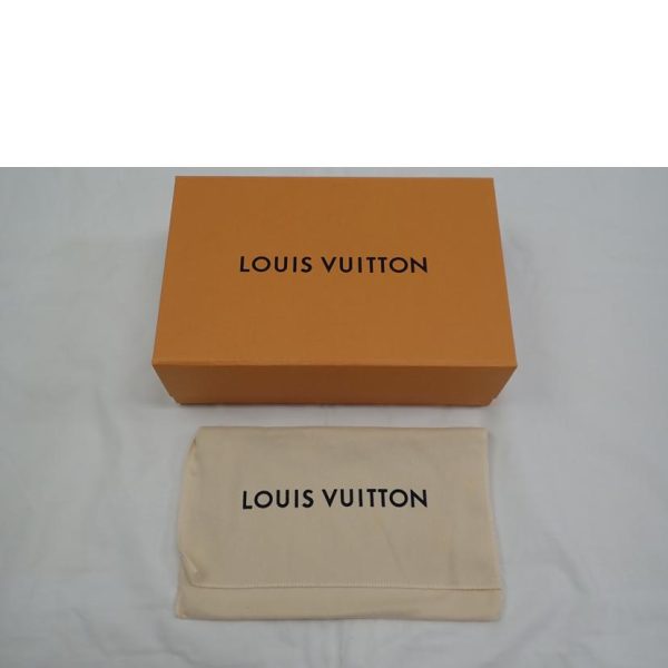 59926 11 Louis Vuitton Monogram Giant Pochette Cosmetech Pouch Brown