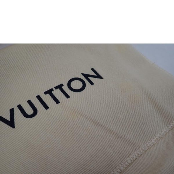 59926 12 Louis Vuitton Monogram Giant Pochette Cosmetech Pouch