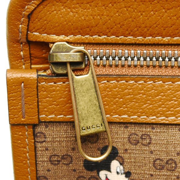 5h0391 4 Gucci Disney Collaboration Mickey Mouse Clutch Brown