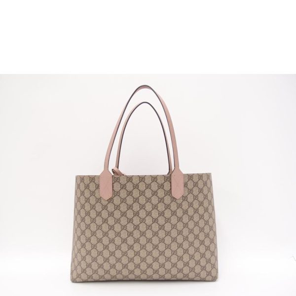 60853 2 Gucci GG Supreme Reversible Tote Pink