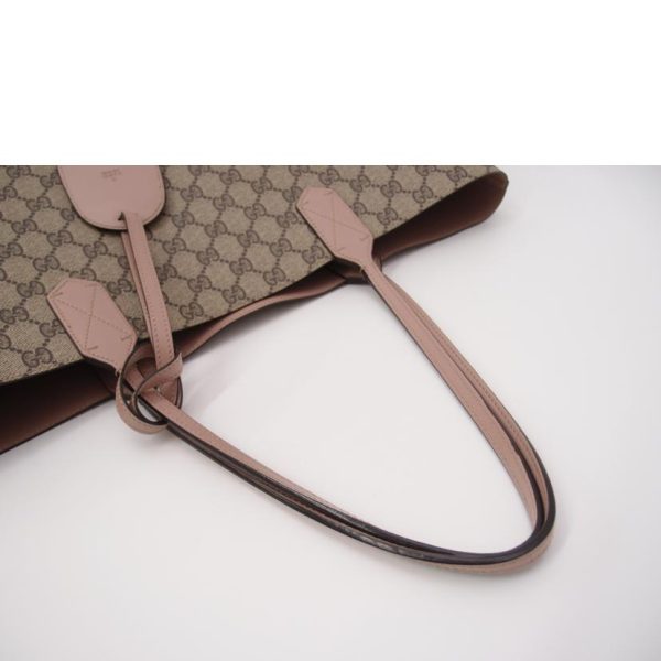 60853 4 Gucci GG Supreme Reversible Tote Pink