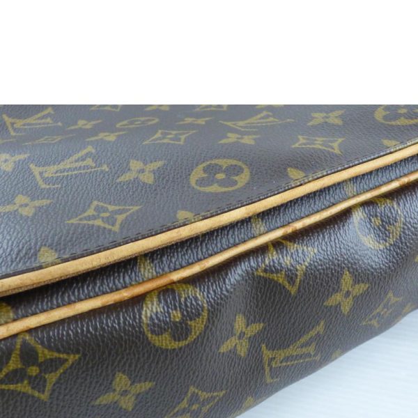 61215 6 Louis Vuitton Aves Bag