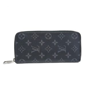 61406 1 Chanel Compact Wallet Bag Black