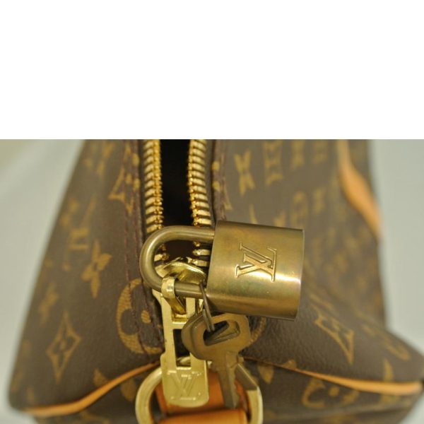 61482 9 Louis Vuitton Keepall 50 Bag Monogram