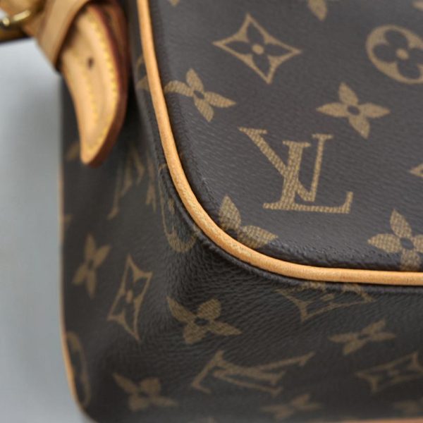 61659 8 Louis Vuitton Viva Cité MM Monogram Shoulder Bag Brown