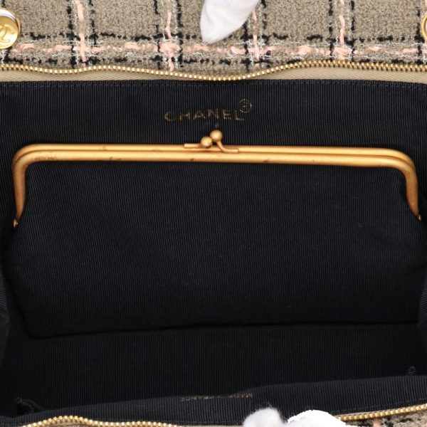 63335 6 Chanel Tweed Chain Shoulder Bag