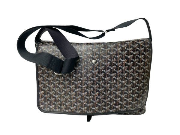 64281 d1 Goyard Capesian MM Herringbone Shoulder Bag