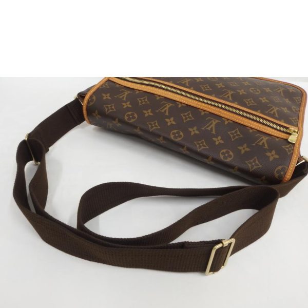 64350 5 Louis Vuitton Bosfall GM Messenger Bag Monogram