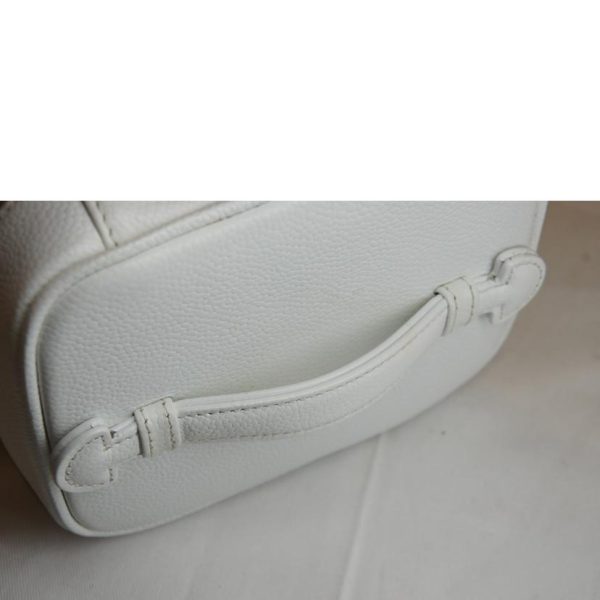 65681 4 Chanel Matelasse Chain Shoulder Bag White