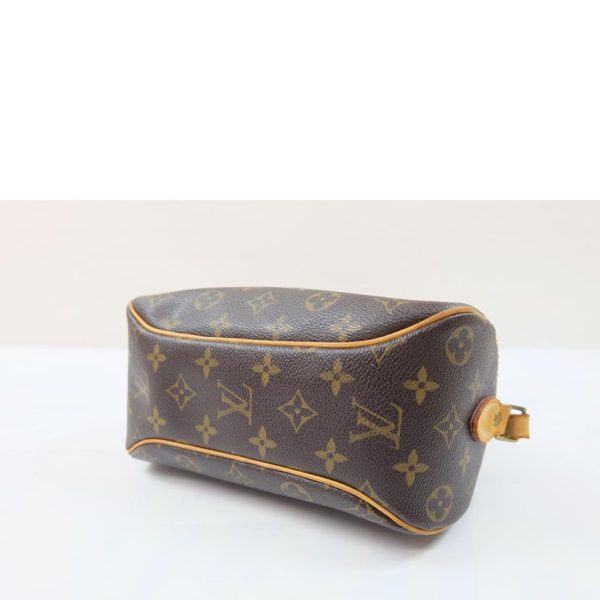 67668 3 Louis Vuitton Blois Bag Monogram