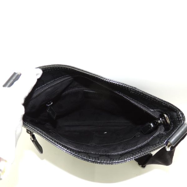 69357 5 Gucci GG Implemented Shoulder Bag Black