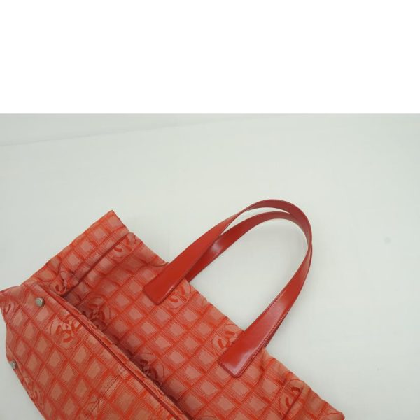 70733 4 Chanel New Travel Line Tote MM Red