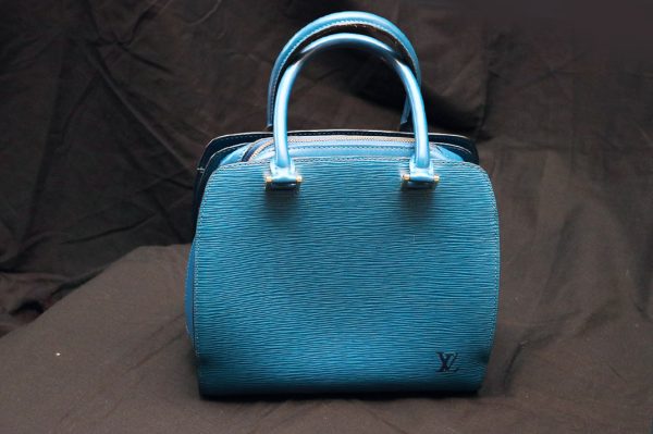 7089 1 Louis Vuitton Epi Pont Neuf Hand Bag Blue