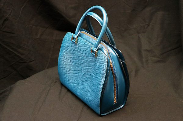 7089 4 Louis Vuitton Epi Pont Neuf Hand Bag Blue