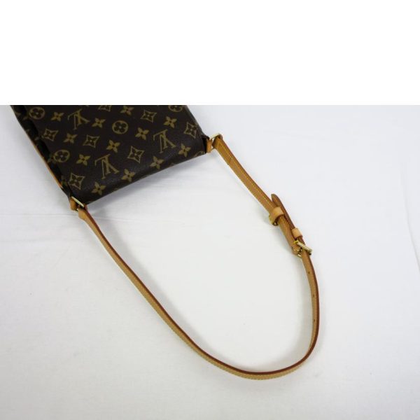 70948 4 LOUIS VUITTON Musette Salsa Shoulder Bag Monogram Brown