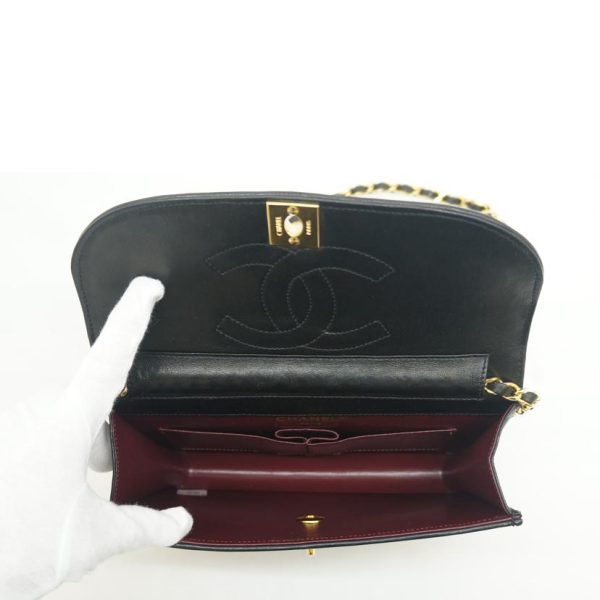 71020 5 Chanel Matelasse Turn Lock Chain Shoulder Bag Black