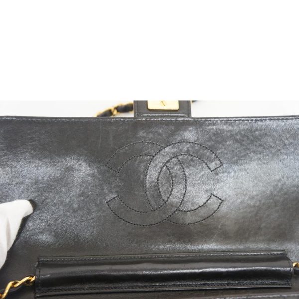 71109 9 Chanel Matelasse Chain Shoulder Bag Black