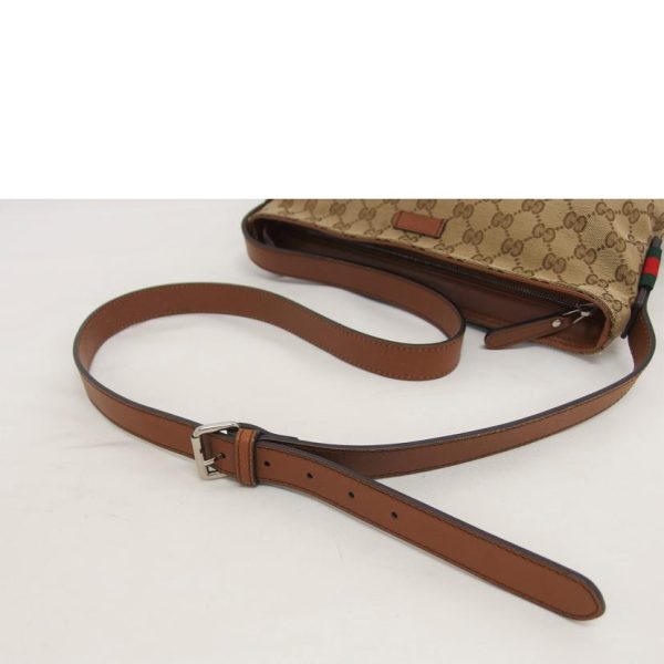 71570 4 Gucci GG Canvas Shoulder Bag