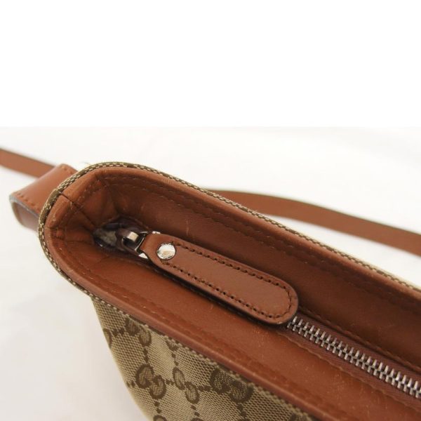 71570 5 Gucci GG Canvas Shoulder Bag