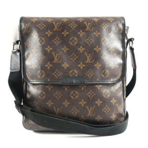 71914 1 LOUIS VUITTON Looping GM M51145 Monogram Shoulder Bag