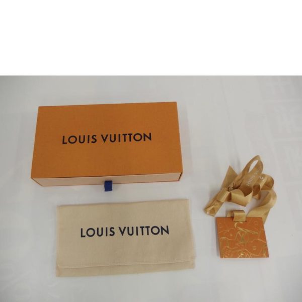 72242 6 Louis Vuitton Zippy Lock Me Wallet