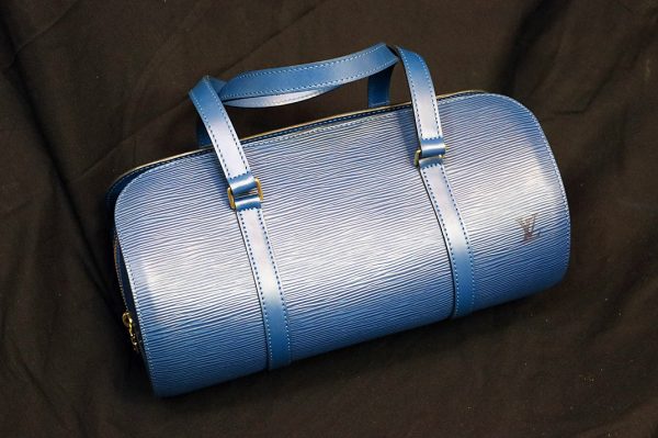 7238 1 Louis Vuitton Epi Souflo Hand Bag Blue