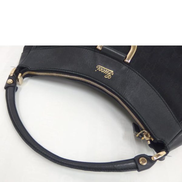 72716 4 Gucci GG Canvas One Shoulder Bag Black